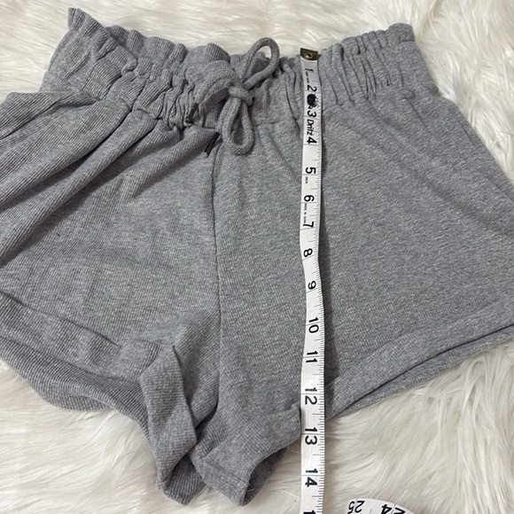 Topshop Light Grey Ribbed Tie Waist Shorts Size US 0-2 - Picture 5 of 11